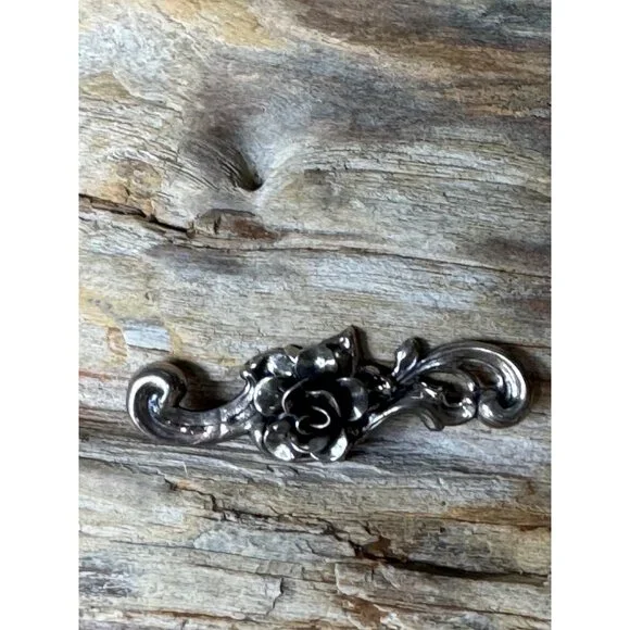 Vintage Deep Scuptured Sterling Silver Rose Brooch Repousse Leaves Bar Pin - Picture 5 of 5